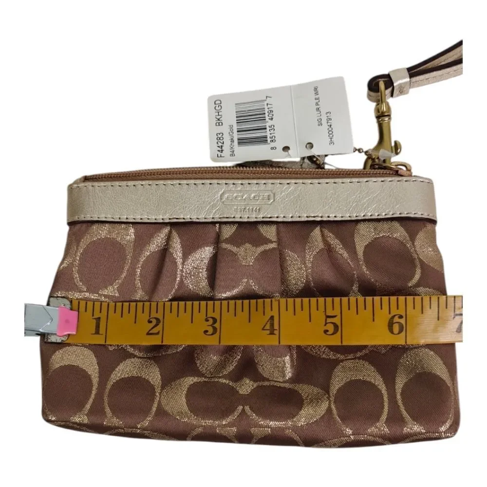 NWT Coach Brown Wristlet Clutch Purse